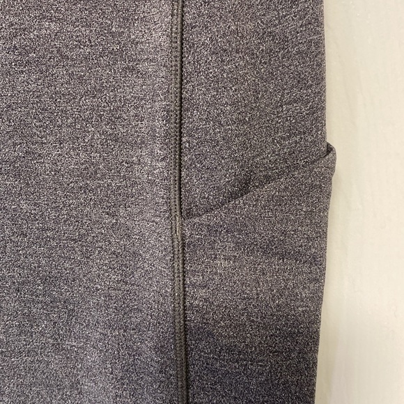 Dark Grey Lululemon size 8 Leggings with side pockets 28.” - Picture 4 of 9